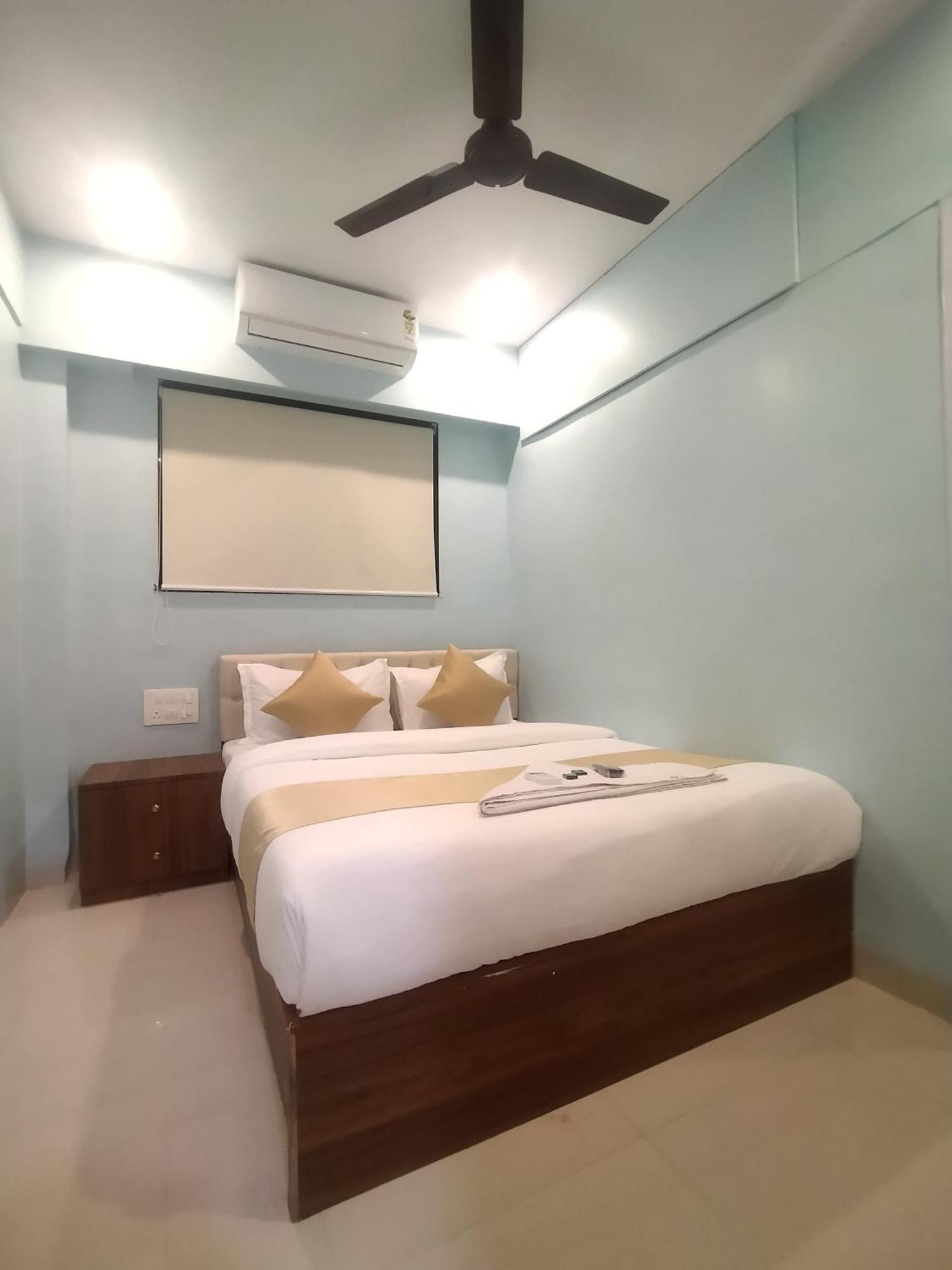 Everest Stays Rooms And Dormitory Mumbai Exteriör bild